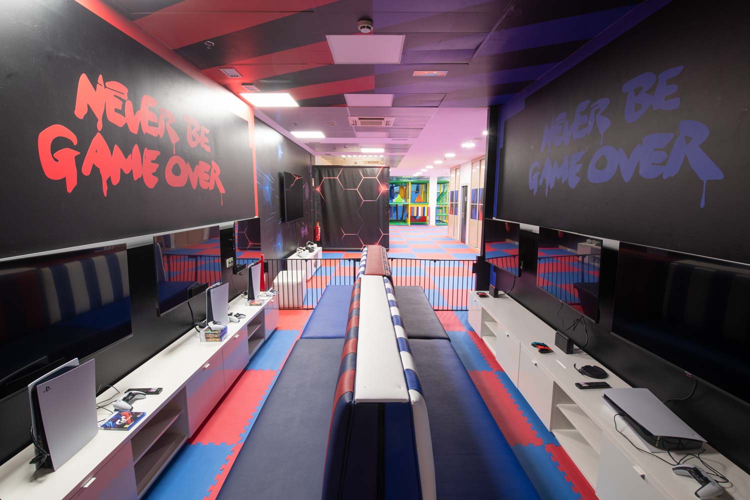 gaming-videojuegos-realidad-virtual-5-centro-ocio-infantil-bakh-kids-vitoria