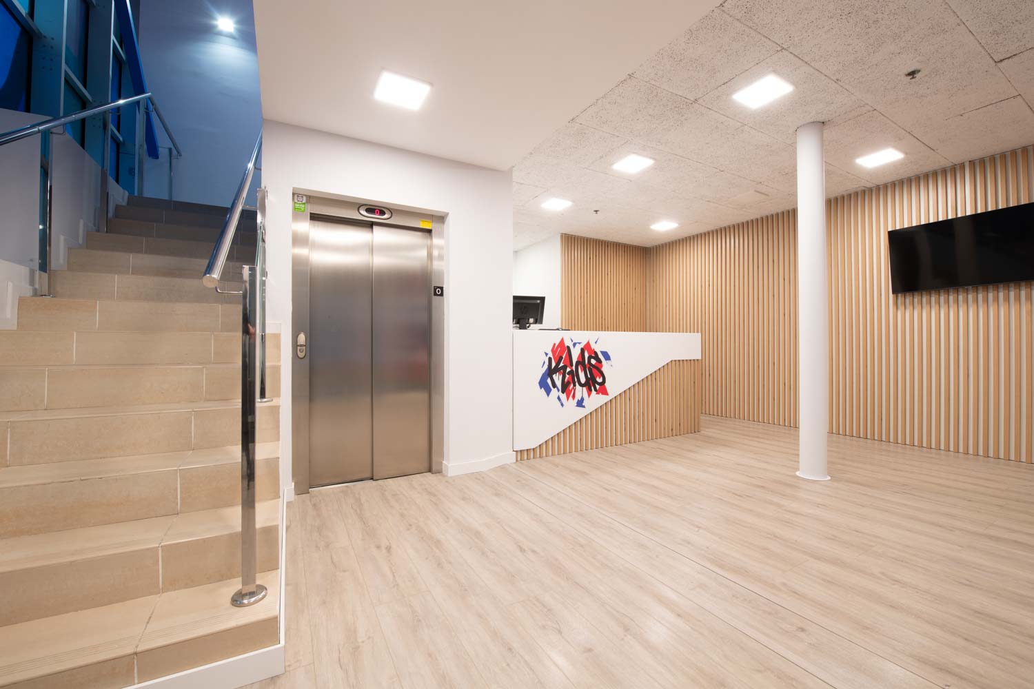 recepcion-centro-ocio-infantil-bakh-kids-vitoria